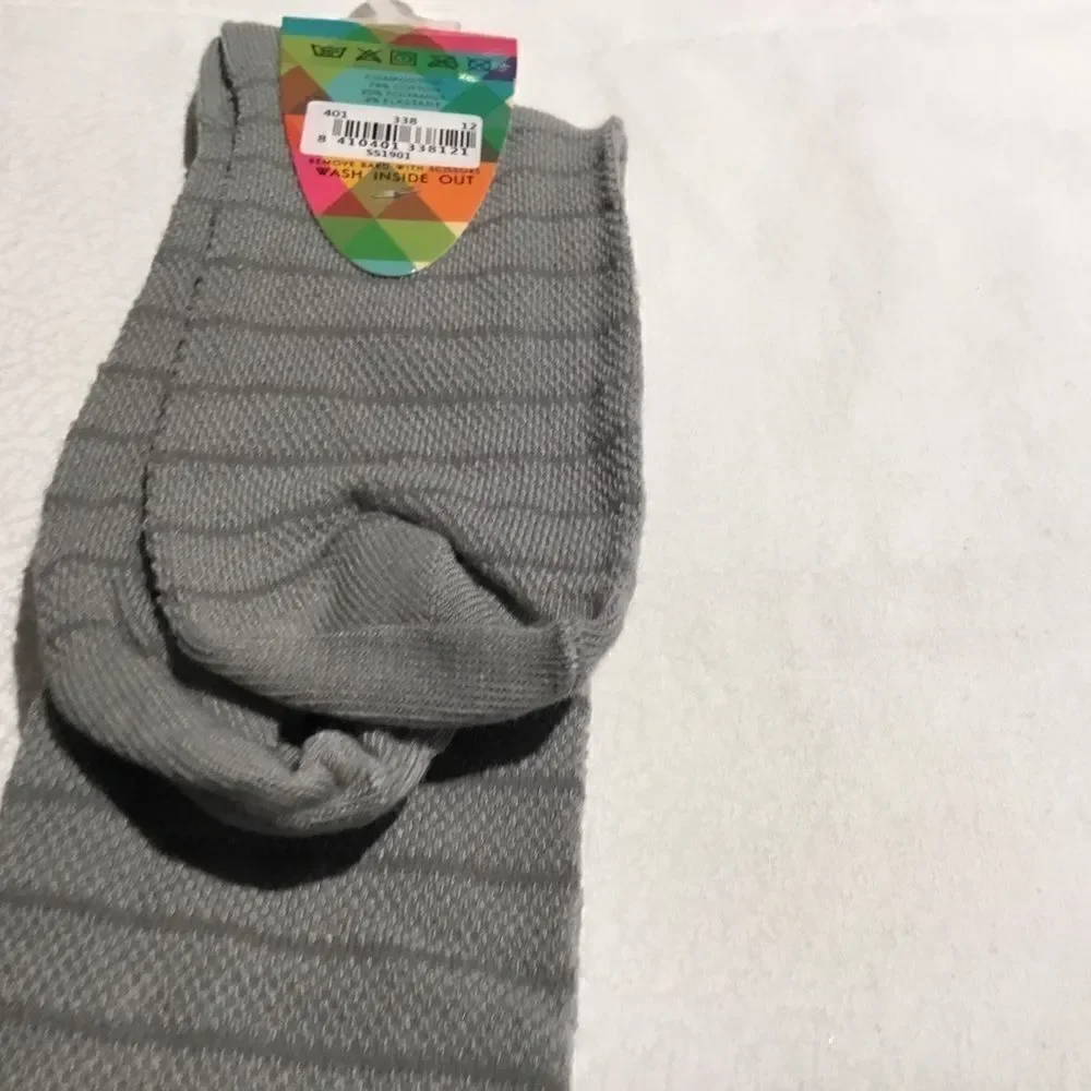 SALE. BUY 5/$10. Save NWT. Girls Knee Socks Sz 12.